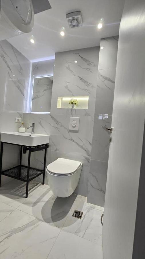 City Center Apartment 地拉那 外观 照片